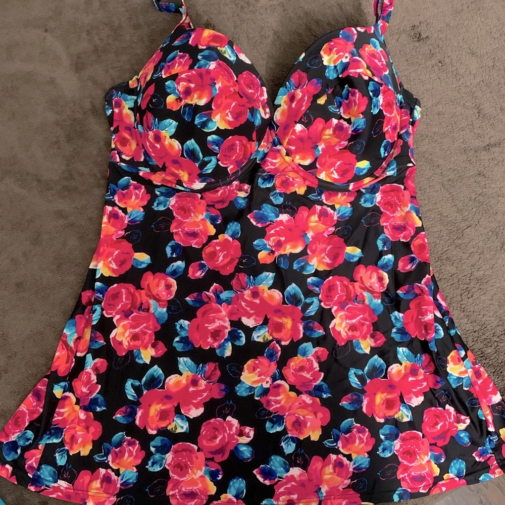Women’s Plus Tankini Top